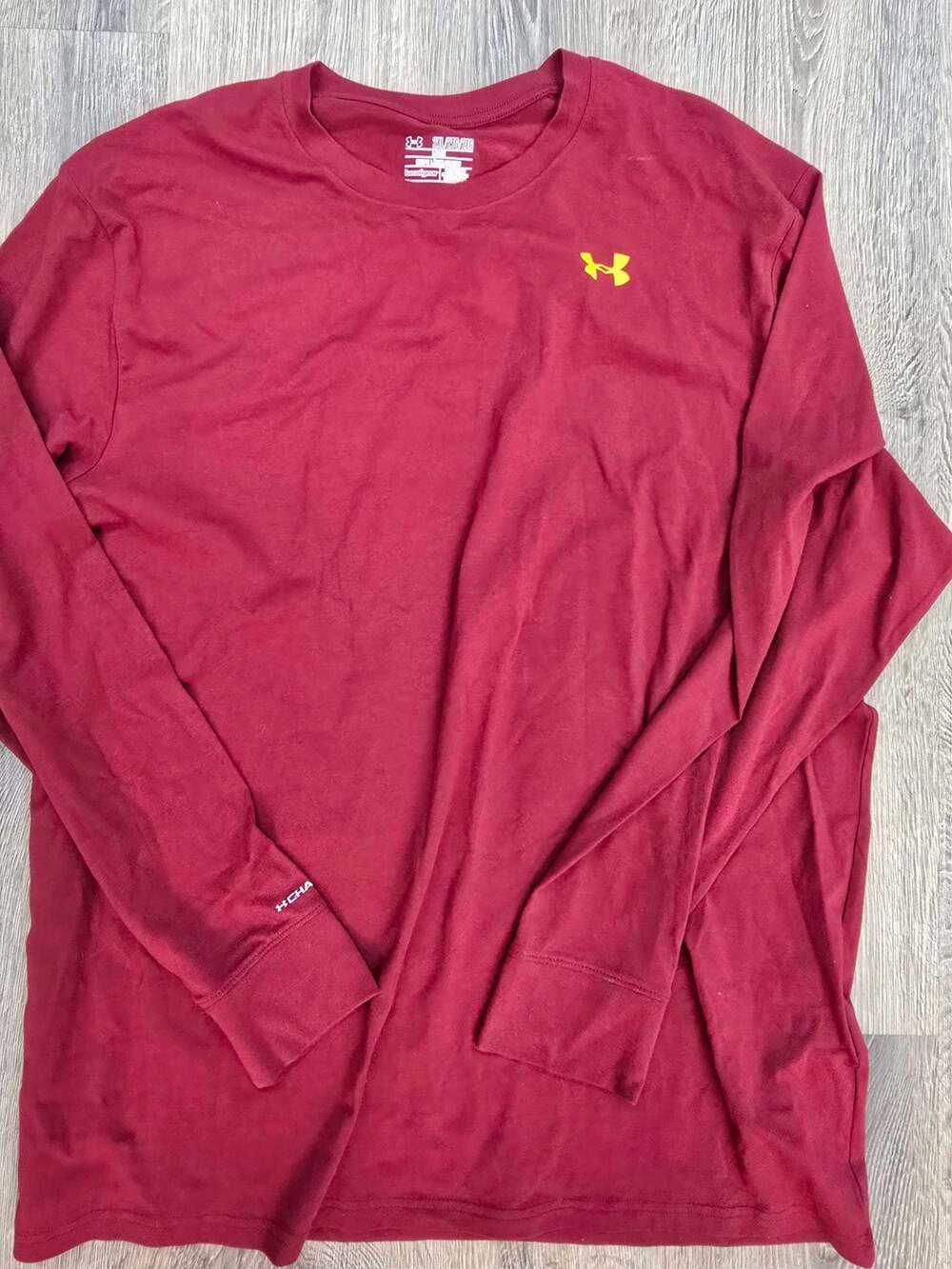 Under Armour HeatGear Charged Loose Fit Long Sleeve T-Shirt new without tag